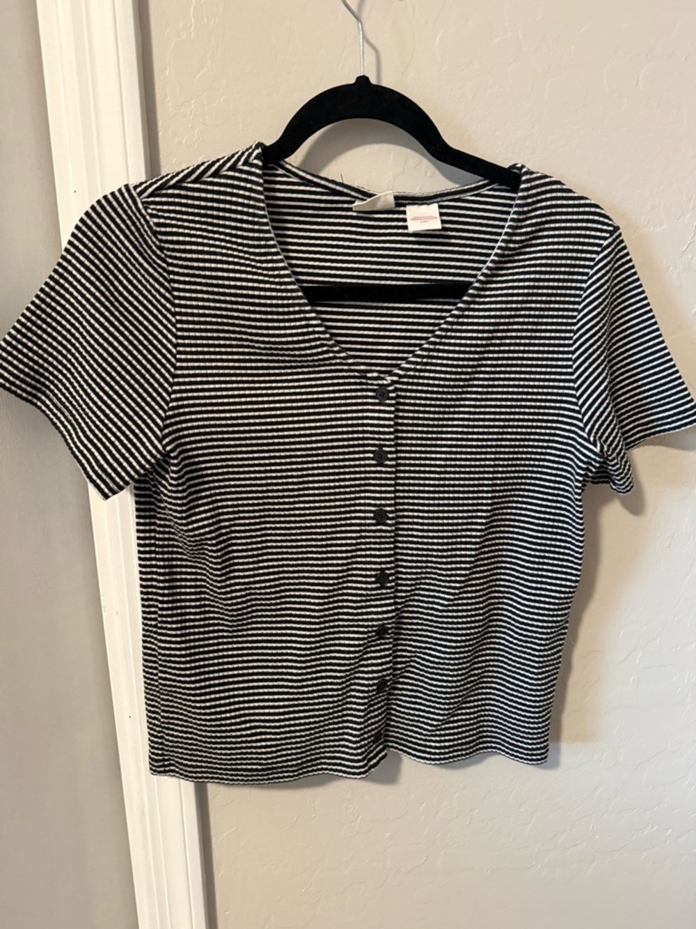 Levi’s Blue & White Striped Short Sleeve Button Front Top